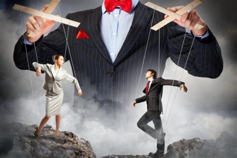 General Traits of Controlled Opposition