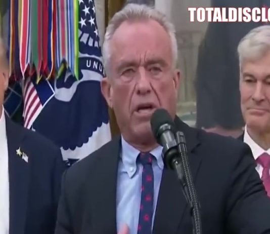 RFK Jr. Thanks Pfizer CEO Albert Bourla, Marking a Shift from Previous Criticism RFK-thanks-pfizer