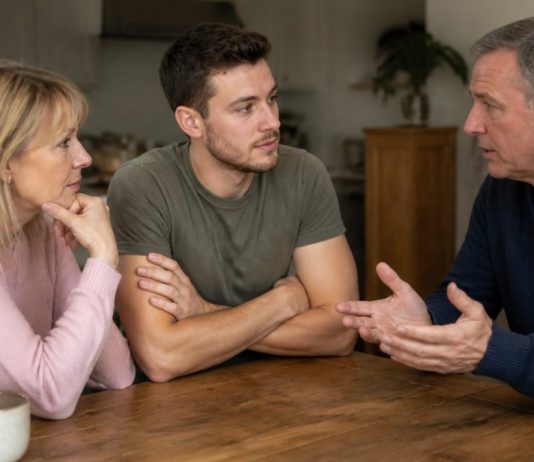 How to Discuss Vaccine Concerns With Family